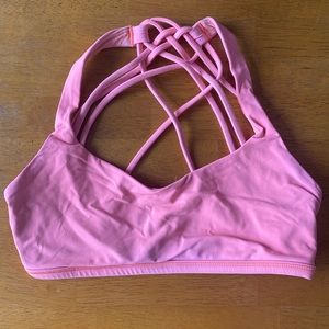 Lululemon free to be bra